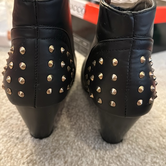 Bucco size 9 booties - Picture 5 of 5